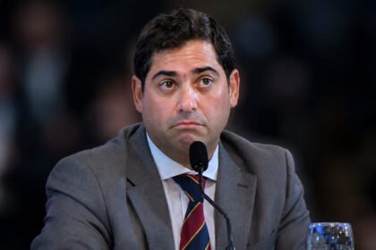 Foto de archivo: Emilio Rosatti, hijo del presidente de la Corte Suprema de Justicia de la Nación, Horacio Rosatti, durante una actividad institucional vinculada al ámbito judicial argentino.