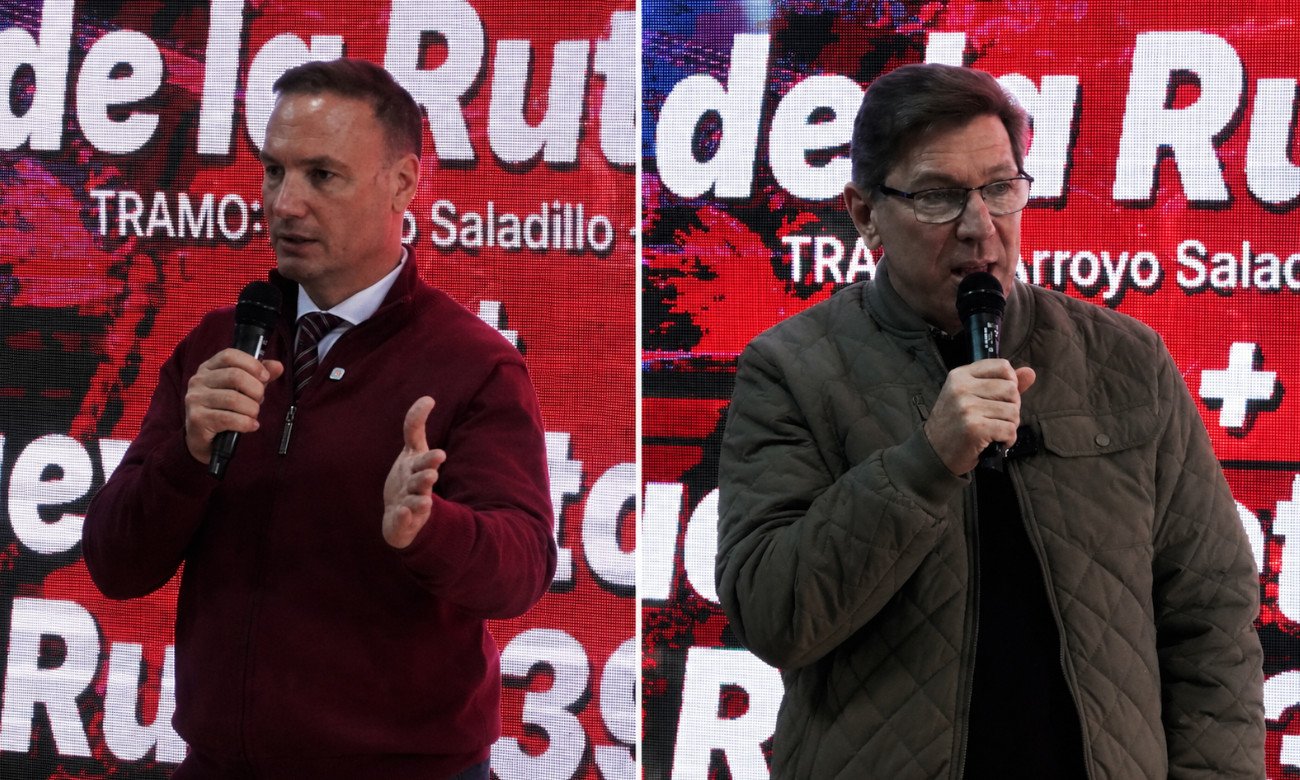 El ministro de Obras Públicas de Santa Fe, Lisandro Enrico, y el senador provincial Rodrigo Borla durante el acto de apertura de sobres para la licitación de la repavimentación de la Ruta Provincial 39 y la construcción de la rotonda de acceso sur a Gobernador Crespo. Foto: archivo.