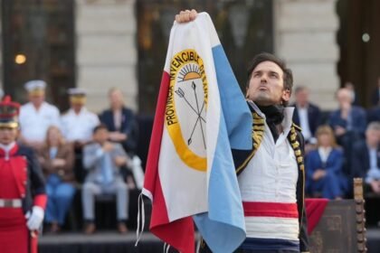 Santa Fe rinde homenaje a Estanislao López en una jornada de actividades culturales y conmemorativas en la capital provincial.