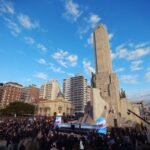 Vista general del Monumento Nacional a la Bandera en Rosario, uno de los principales símbolos históricos y patrióticos de la Argentina.