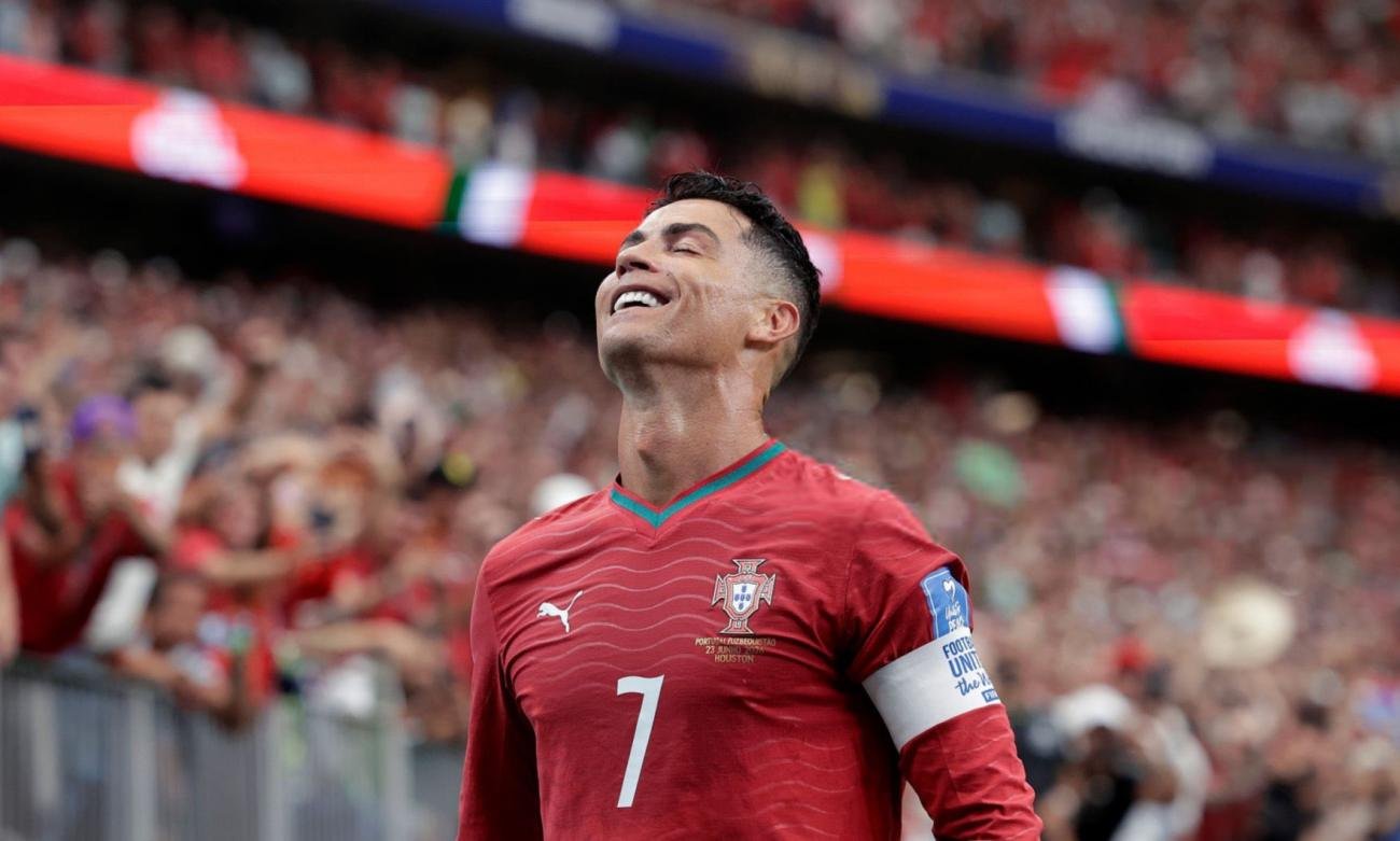 Cristiano Ronaldo celebra un gol con la selección de Portugal durante una competencia internacional. Foto de archivo.