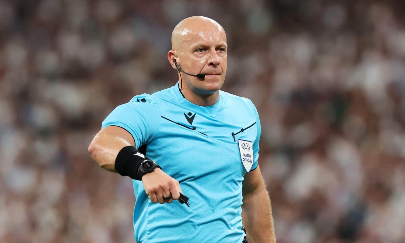 Foto de archivo: Szymon Marciniak, árbitro internacional polaco con amplia trayectoria en competencias organizadas por la FIFA.