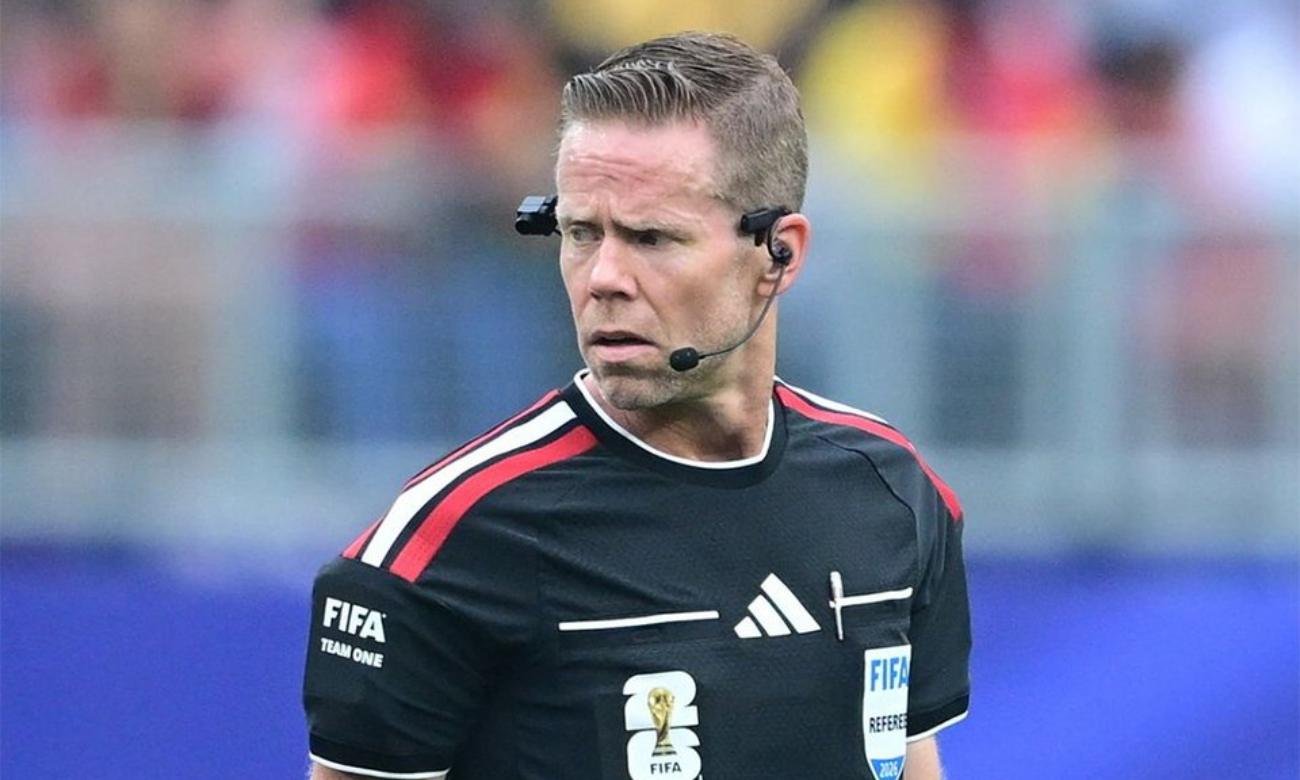 Drew Fischer, uno de los árbitros internacionales de mayor trayectoria de la CONCACAF.