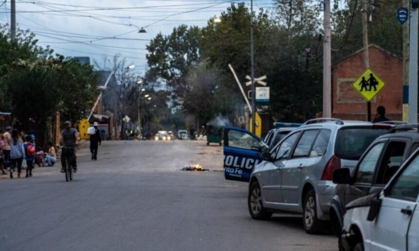 Sector del asentamiento de barrio Ludueña, en Rosario, donde ocurrió la balacera que dejó tres personas heridas. Foto: Rosario3.