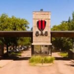 Fachada e instalaciones del Club Atlético Carcarañá, institución sancionada por el Gobierno de Santa Fe tras los hechos de violencia ocurridos durante un partido de la Liga Cañadense.