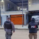 Personal de la Policía de Investigaciones llevó adelante allanamientos en Córdoba en el marco de una causa por hurtos con inhibidores de señal que afectó a víctimas en Santa Fe.