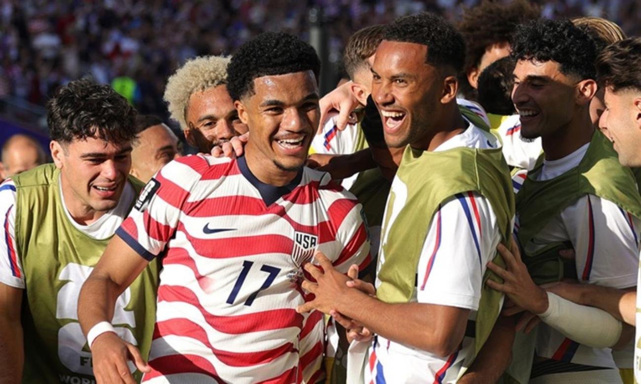 Estados Unidos celebra la clasificación a los octavos de final del Mundial 2026 tras vencer a Bosnia por 2-0.