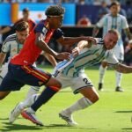 Jugadores de Argentina y España disputan la final del Mundial 2026 en el MetLife Stadium de Nueva Jersey. Foto de archivo.
