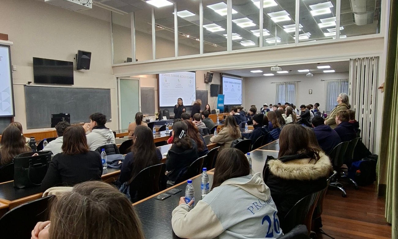 El Desafío MESE Austral reunió a estudiantes de distintas localidades santafesinas en una propuesta educativa que busca acercar a los jóvenes al mundo empresarial mediante la práctica y la toma de decisiones. Foto de archivo.