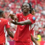 Johan Manzambi, una de las jóvenes promesas del seleccionado de Suiza, durante un partido oficial. El mediocampista se consolidó como una de las revelaciones del Mundial