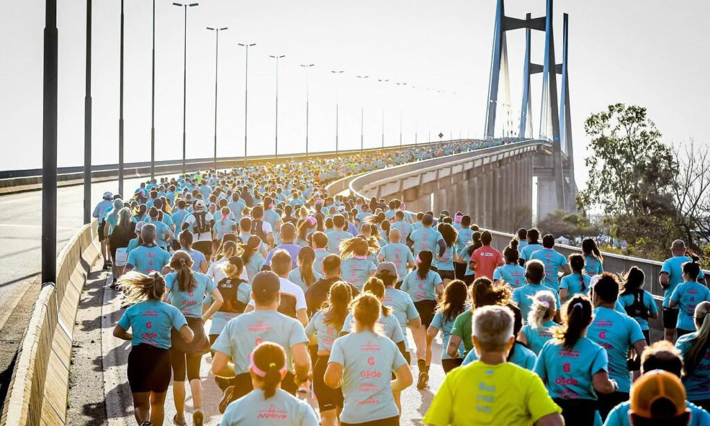 Miles de corredores participan cada año de la Maratón del Puente Rosario-Victoria, una de las competencias de running más tradicionales de la región.
