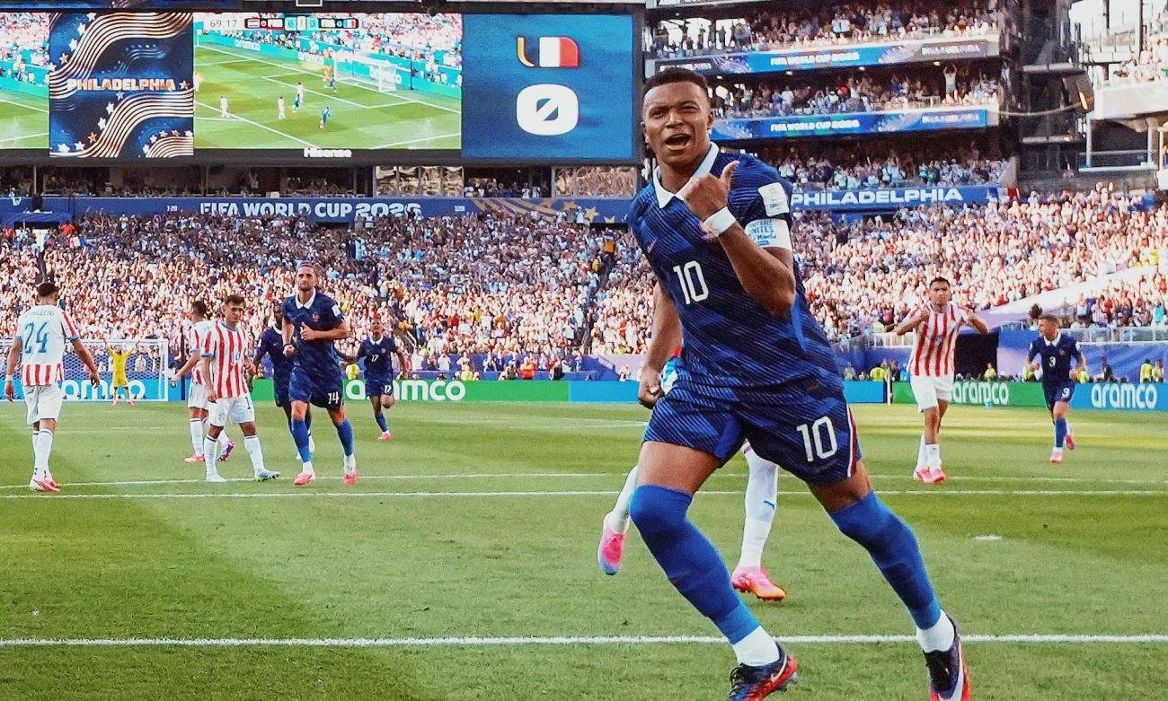 Kylian Mbappé celebra el gol con el que Francia superó a Paraguay en un partido decisivo del Mundial 2026.