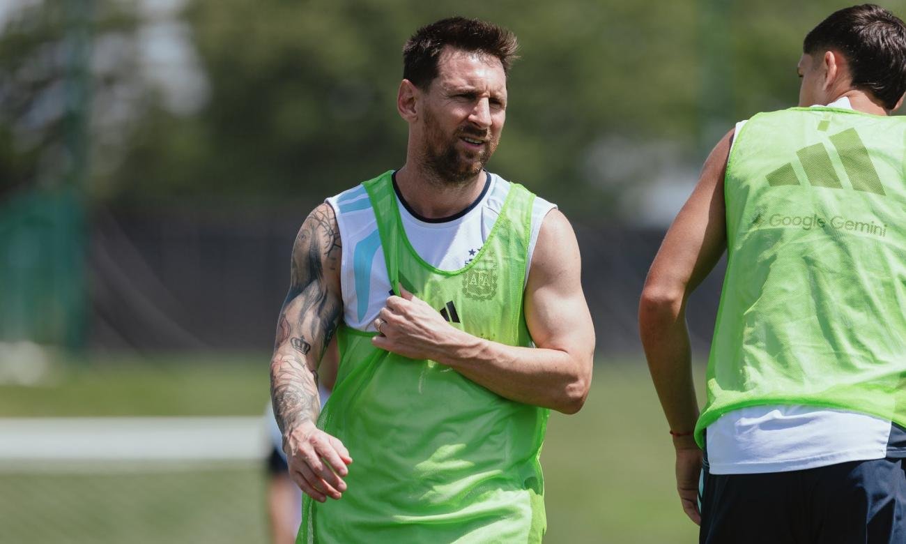 El capitán Lionel Messi se entrena con la Selección Argentina en la previa de un partido oficial. Foto de archivo.
