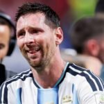 Lionel Messi, emocionado y entre lágrimas, tras un partido con la Selección Argentina. El capitán albiceleste protagonizó una de las imágenes más conmovedoras luego de una jornada inolvidable. Foto de archivo.
