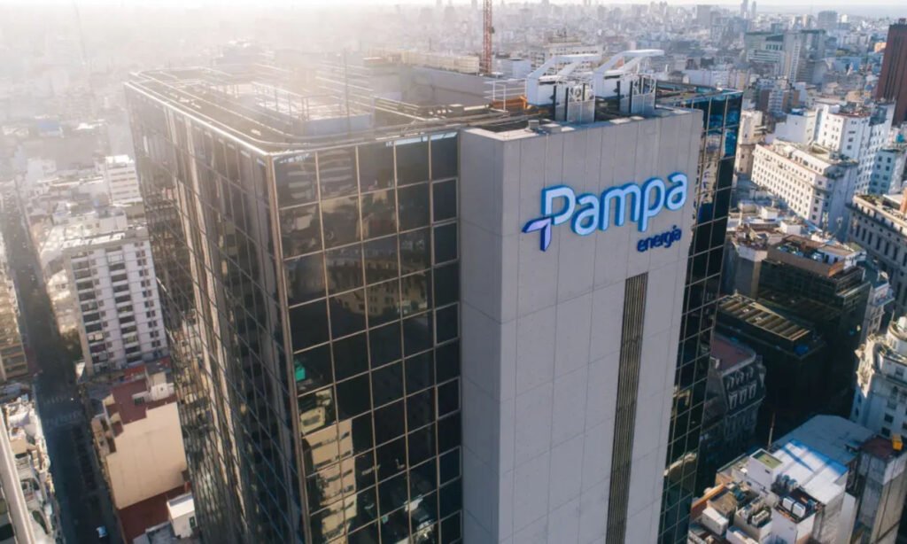 Edificio corporativo de Pampa Energía, una de las principales compañías integradas del sector energético y petroquímico de Argentina.
