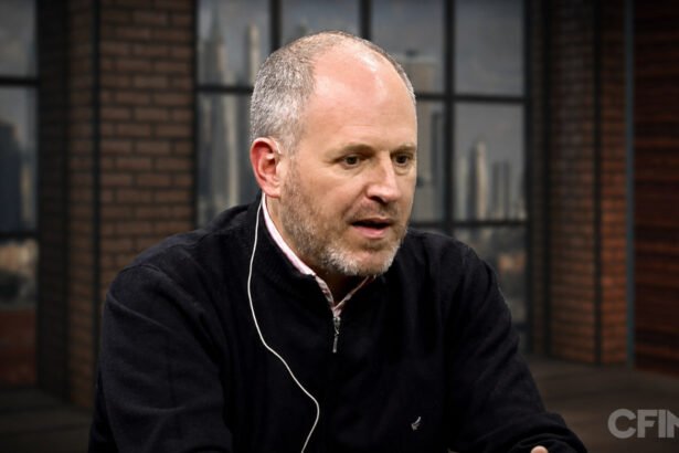 Ramiro Dall’Aglio, vicepresidente de la Masonería Argentina, durante una entrevista en medios de comunicación donde abordó el rol histórico y social de la institución. Foto de archivo.