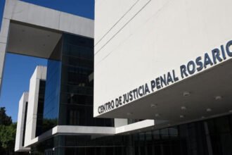 Edificio del Centro de Justicia Penal de Rosario, sede donde se desarrollan audiencias y procesos judiciales de la provincia de Santa Fe.