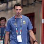 Lionel Scaloni durante la previa de un partido de la Selección Argentina en una Copa del Mundo. Foto de archivo.