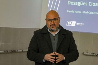 Carlos Suárez, gerente de Coordinación de Proyectos Estratégicos de la Municipalidad de Santa Fe, brindó detalles sobre el proyecto de ampliación de la red cloacal en barrio Roma.