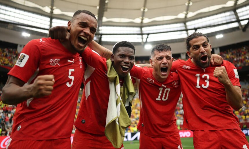 El seleccionado de Suiza celebra una victoria durante el Mundial 2026, torneo en el que alcanzó los cuartos de final con una campaña sólida y ordenada.
