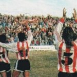 Los futbolistas de Unión celebran el histórico ascenso a Primera División tras imponerse a Colón en la final del Reducido de 1989. (Foto de archivo).
