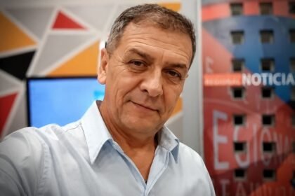 Alejandro Perea, periodista reconocido de la región, atraviesa un delicado momento de salud tras una cirugía de urgencia. Foto de archivo.