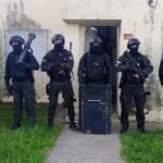 La Policía de Investigaciones realizó procedimientos vinculados a investigaciones por presunta comercialización de estupefacientes en la provincia de Santa Fe.