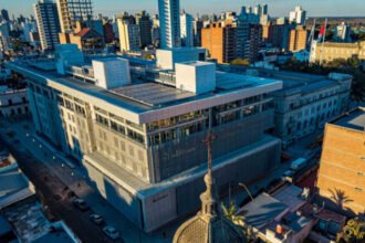 Nuevo Anexo del Poder Judicial de Santa Fe, ubicado en la esquina de General López y 9 de Julio. Foto: archivo.