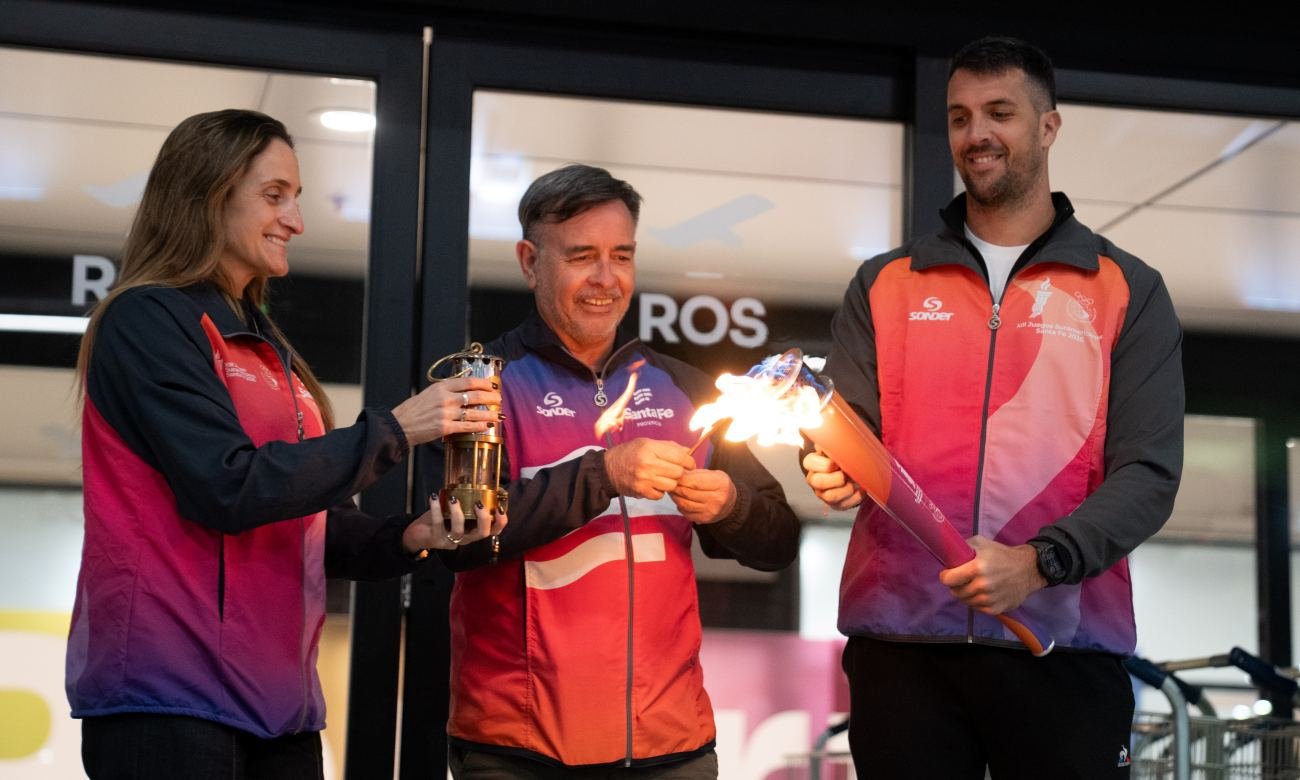 La Antorcha Suramericana simboliza el espíritu deportivo y la unión entre los países que participarán de los Juegos Santa Fe 2026.