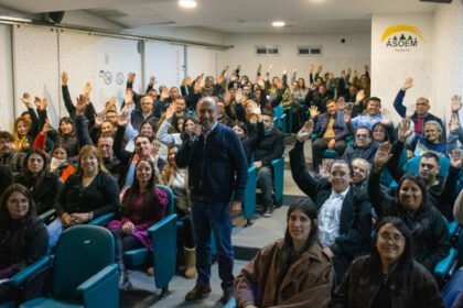 Asamblea de trabajadores de ASOEM durante una jornada de participación gremial. Foto: Prensa ASOEM.