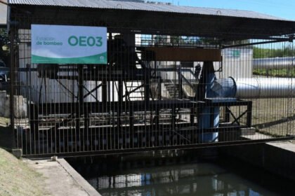 El sistema de bombeo forma parte de la infraestructura de protección hídrica de la ciudad de Santa Fe.