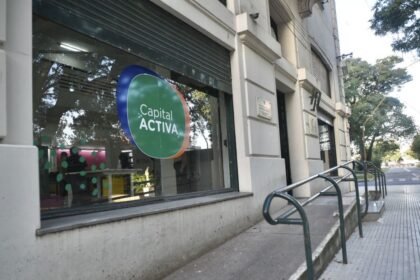 Vista de la sede de Capital Activa, ubicada en el centro de la ciudad de Santa Fe, donde se desarrollan programas municipales de capacitación, innovación y formación para el empleo. Foto de archivo.