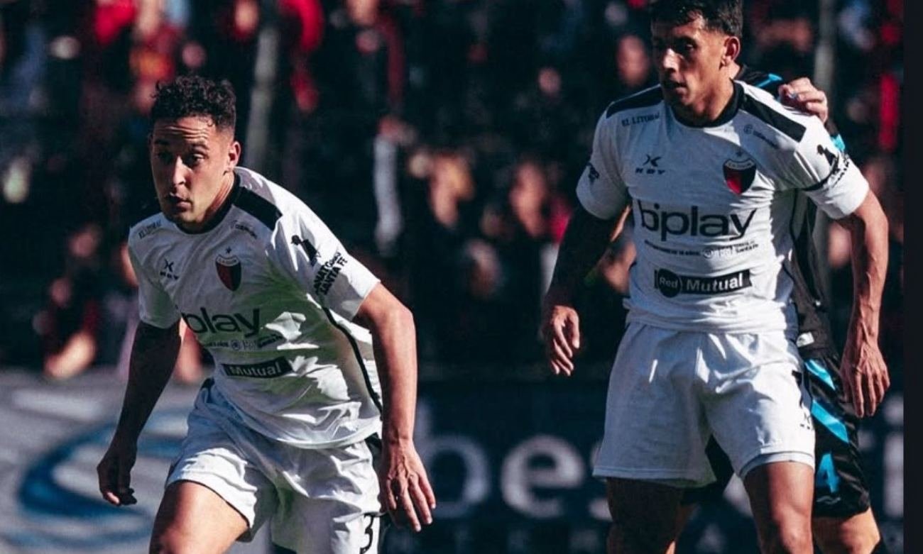 : Colón durante un partido correspondiente al torneo de la Primera Nacional 2026, disputado en el estadio Brigadier General Estanislao López. Foto de archivo.