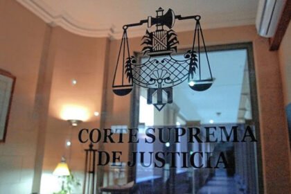 La sede de la Corte Suprema de Justicia de Santa Fe, donde se analizan causas de relevancia institucional para la provincia. Foto de archivo.