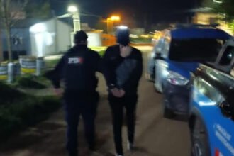 Uno de los jóvenes detenidos por la PDI en el marco de la investigación por tentativa de homicidio en Ceres. Foto: PDI.