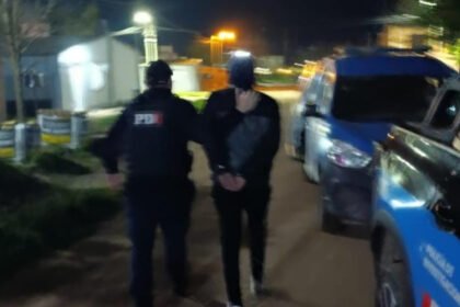 Uno de los jóvenes detenidos por la PDI en el marco de la investigación por tentativa de homicidio en Ceres. Foto: PDI.