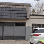 La vivienda del jefe policial atacada durante la madrugada en barrio Sur, donde un intento de entradera terminó con un delincuente herido y una investigación judicial en curso.
