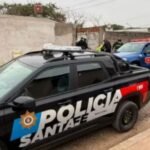 Intervención policial en el geriátrico investigado, donde la Justicia analiza presuntas irregularidades en el funcionamiento del establecimiento. Foto: Gentileza.