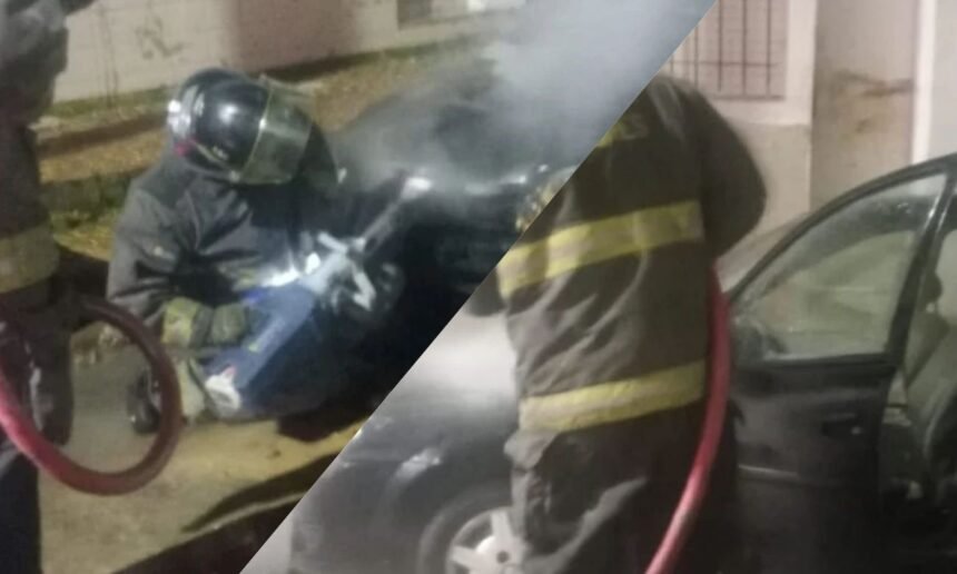 Bomberos Zapadores trabajaron para controlar el incendio que afectó a un automóvil en barrio Guadalupe, Santa Fe.