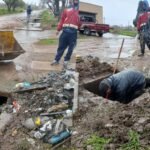 La limpieza y el correcto mantenimiento de los desagües son fundamentales para favorecer el escurrimiento del agua en Laguna Paiva.