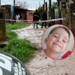 Escena en el barrio de San Justo, Santa Fe, donde ocurrió la tragedia que terminó con la muerte de un niño de 6 años.