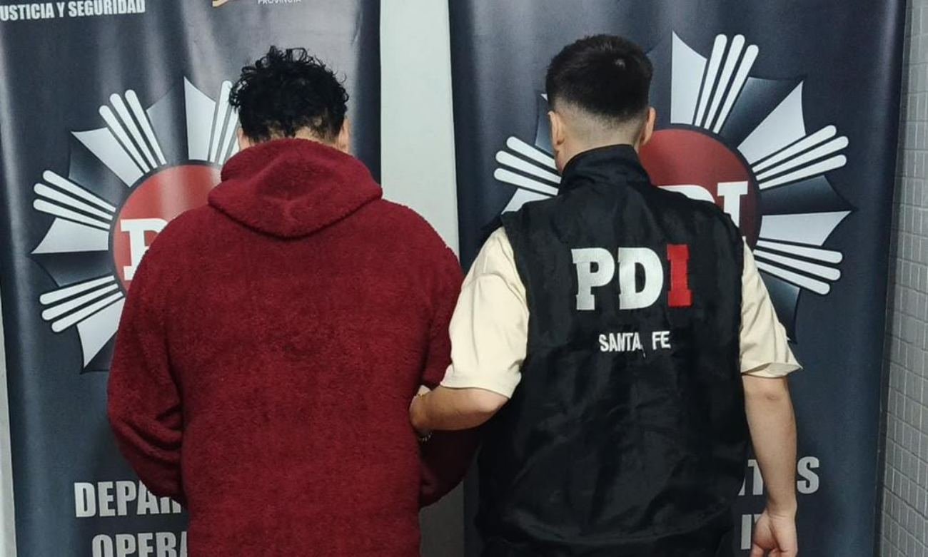 Personal de la Policía de Investigaciones (PDI) durante un procedimiento realizado en la ciudad de Reconquista. Foto de archivo.