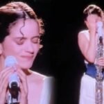 Rosalía durante una presentación musical en vivo ante sus seguidores. Foto de archivo.