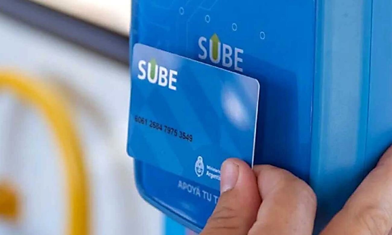 La tarjeta SUBE es utilizada para el acceso al transporte público de pasajeros en la ciudad de Santa Fe. Foto de archivo.