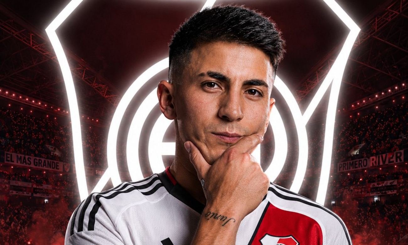 Thiago Almada con la camiseta de River Plate en una imagen ilustrativa. El atacante argentino, de destacada trayectoria internacional.