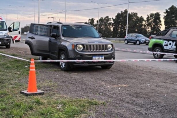 La camioneta fue hallada estacionada a la vera de la autopista Rosario-Santa Fe, donde se inició la investigación por la muerte de David Taboada.