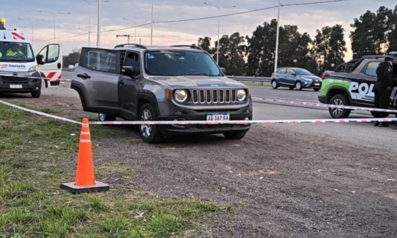 La camioneta fue hallada estacionada a la vera de la autopista Rosario-Santa Fe, donde se inició la investigación por la muerte de David Taboada.