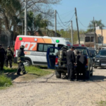 Momentos de tensión durante el operativo policial desplegado en barrio Liceo Norte. Foto: gentileza.