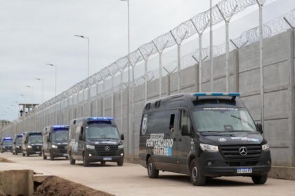 La Unidad Penitenciaria N° 9 de Recreo cuenta con 891 plazas y 475 celdas, además de sistemas de inteligencia artificial, reconocimiento facial e identificación de voz para reforzar la seguridad. Foto: archivo.