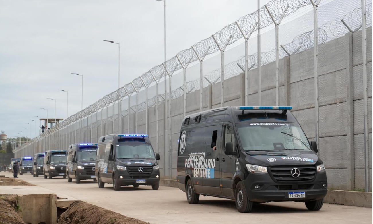 La Unidad Penitenciaria N° 9 de Recreo cuenta con 891 plazas y 475 celdas, además de sistemas de inteligencia artificial, reconocimiento facial e identificación de voz para reforzar la seguridad. Foto: archivo.
